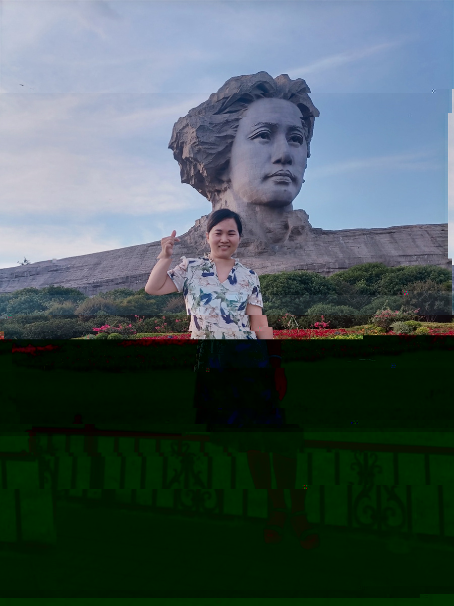侯豔芳.jpg