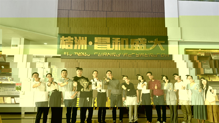 合影留念.jpg